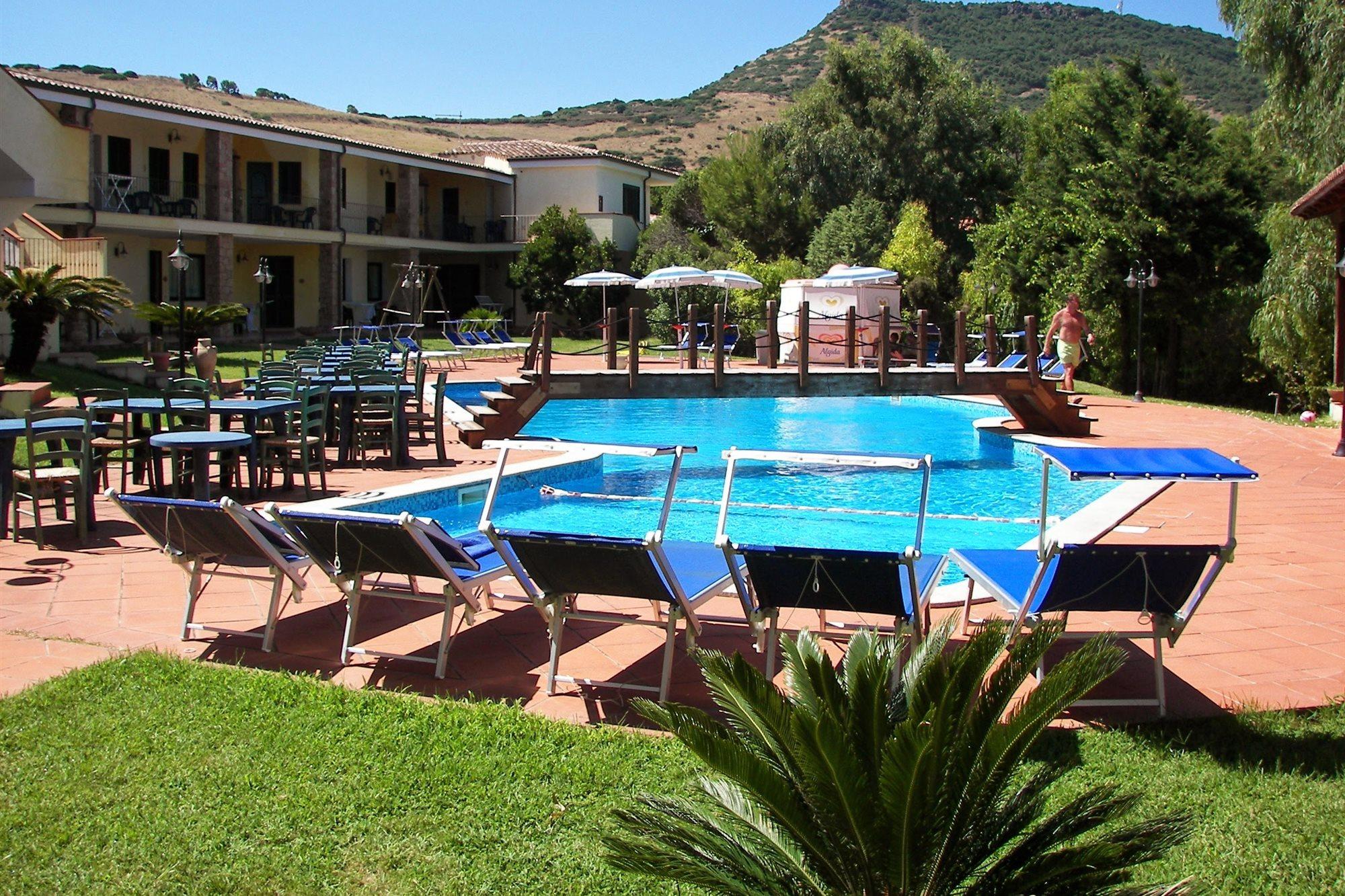 ואלדוריה Hotel La Ciaccia מראה חיצוני תמונה